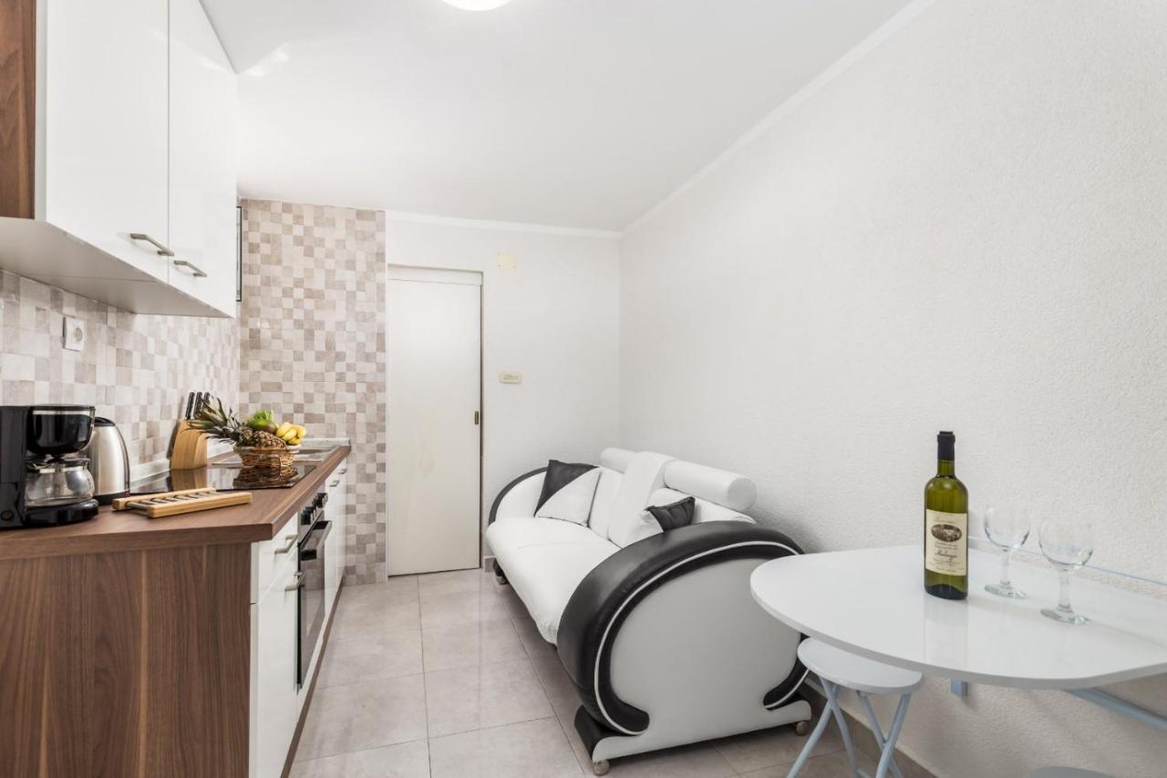 Apartman Marija Novi Vinodolski Buitenkant foto